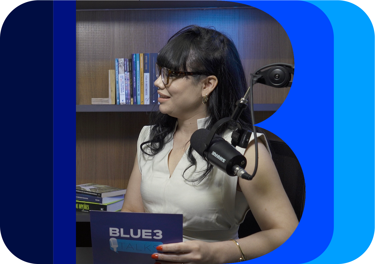 00_Simone_BlueTalks_shape 00_Simone_BlueTalks_shape
